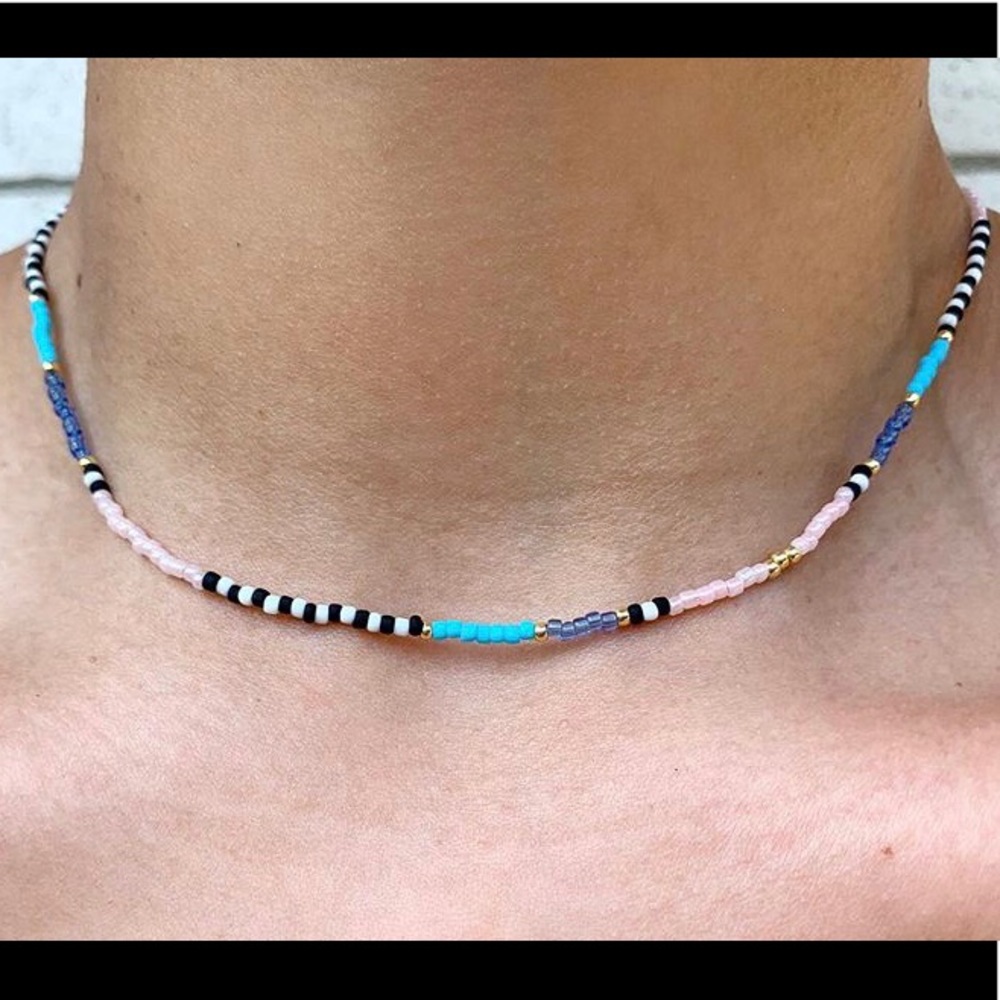 Hand made beachy beaded necklace - Picture 1 of 1